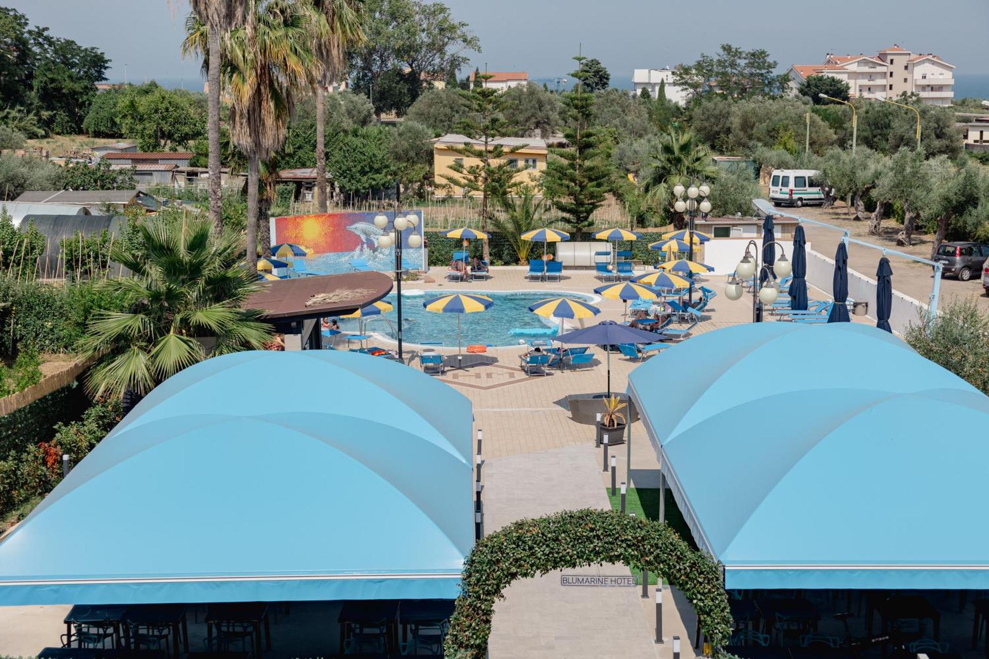 Hotel Blumarine Roseto Degli Abruzzi Exterior photo