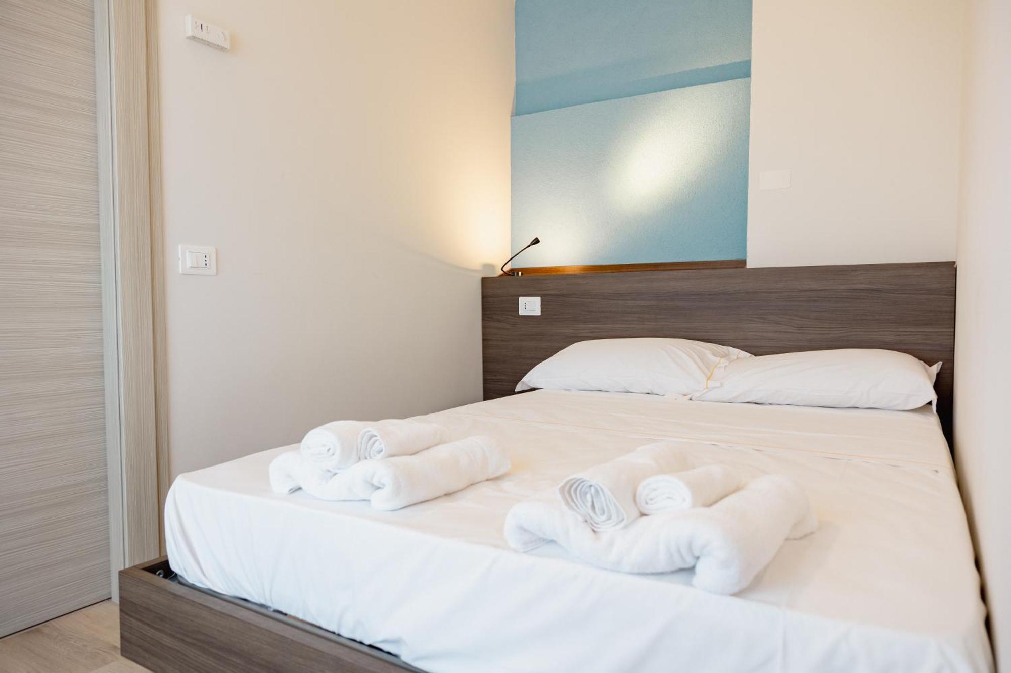 Hotel Blumarine Roseto Degli Abruzzi Exterior photo