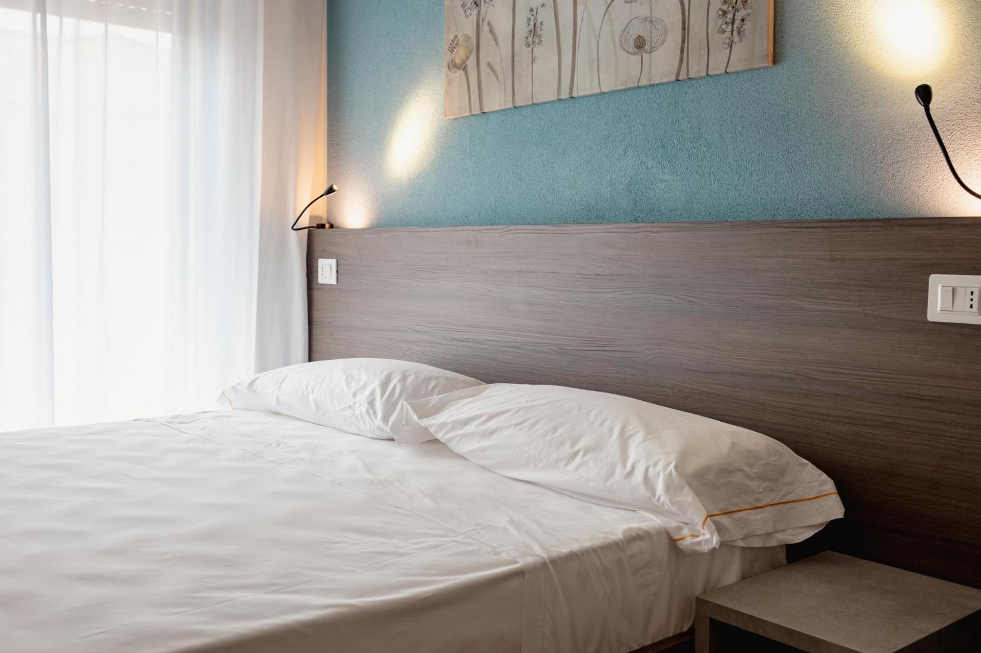 Hotel Blumarine Roseto Degli Abruzzi Exterior photo