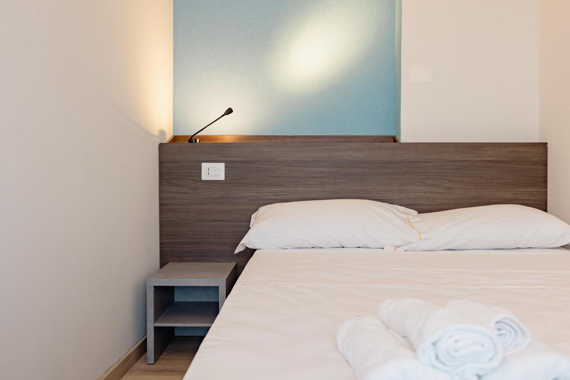 Hotel Blumarine Roseto Degli Abruzzi Exterior photo