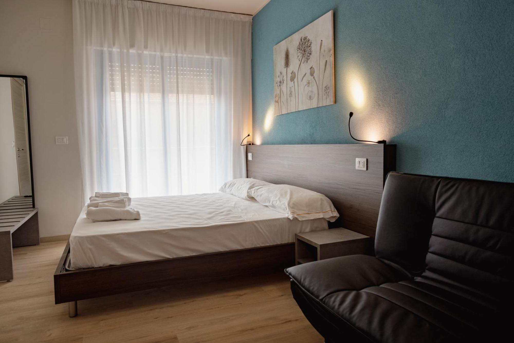 Hotel Blumarine Roseto Degli Abruzzi Exterior photo